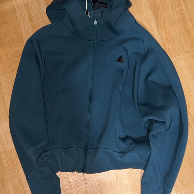 아디다스 크롭 져지