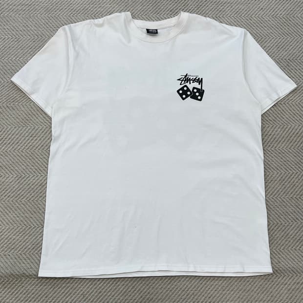 스투시 다이스 프린팅 반팔티 r3337 