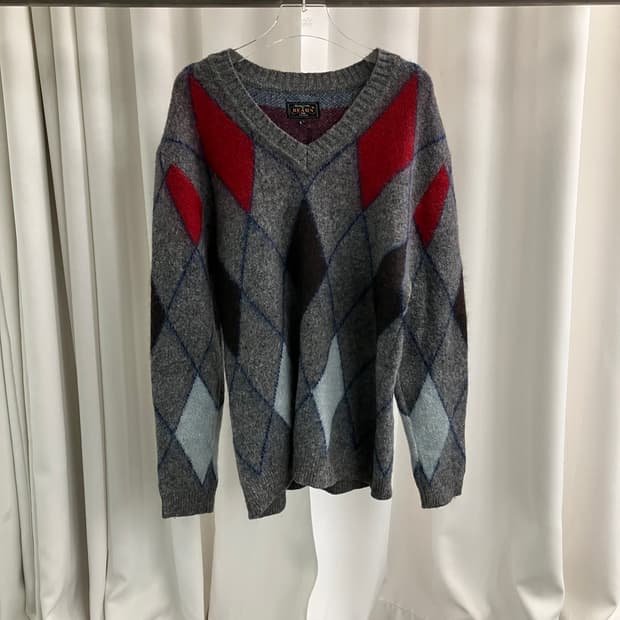 빔즈 아가일 V넥 니트 스웨터 L