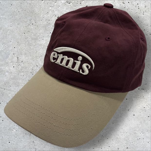 EMIS 이미스 와인 베이지 배색 볼캡