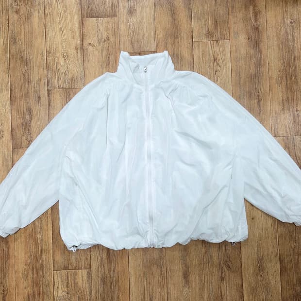 니히(NIEEH) 윈드 브레이커 점퍼 프리사이즈
