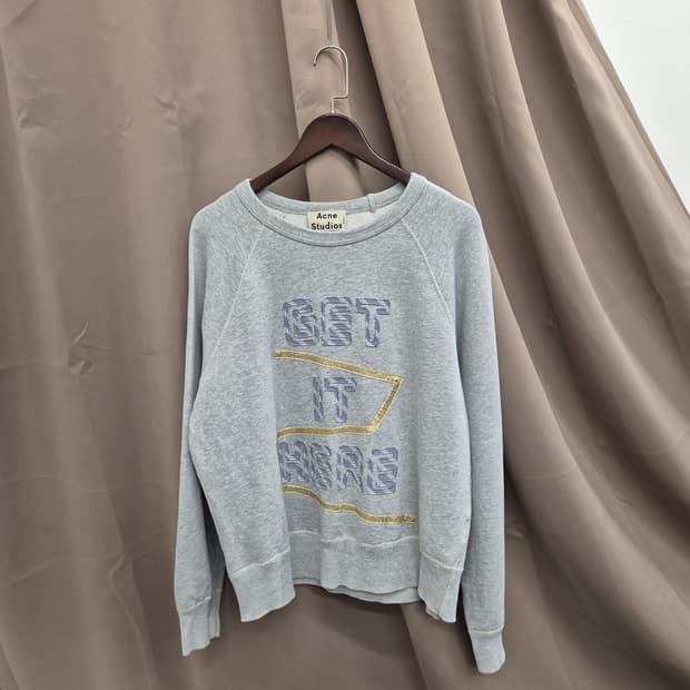 아크네스튜디오 컬리지 패치 맨투맨 M