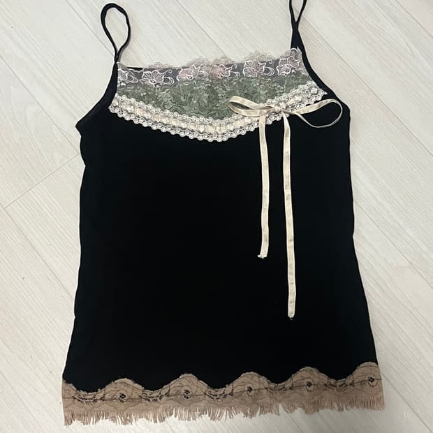 레이어드 슬리브리스 y2k 라떼갸루 레이스 나시 탑