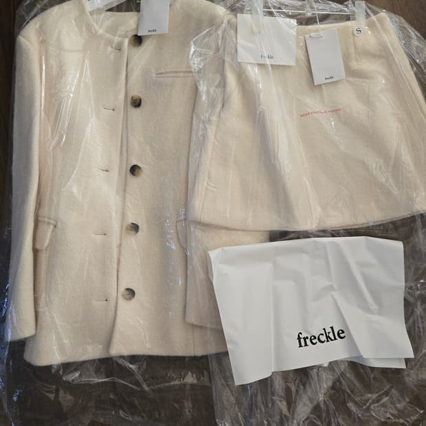 프레클 노카라 알파카 셋업