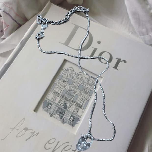 [정품] 디올 하트 자물쇠 목걸이