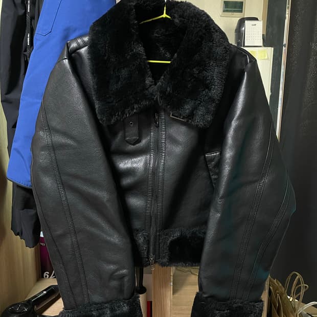 23FW 보헤미안서울 무스탕