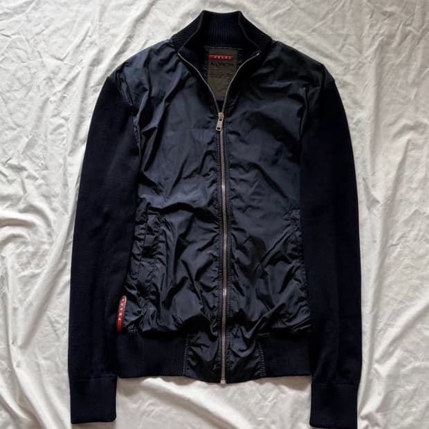 프라다 스포츠 집업(구함미다)