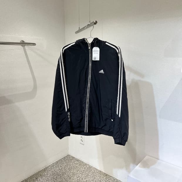 아디다스 삼선 후드 바람막이