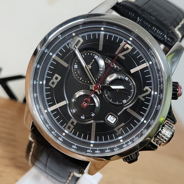 # DKNY NY1325 정품 크로노 남성명품 시계 급처