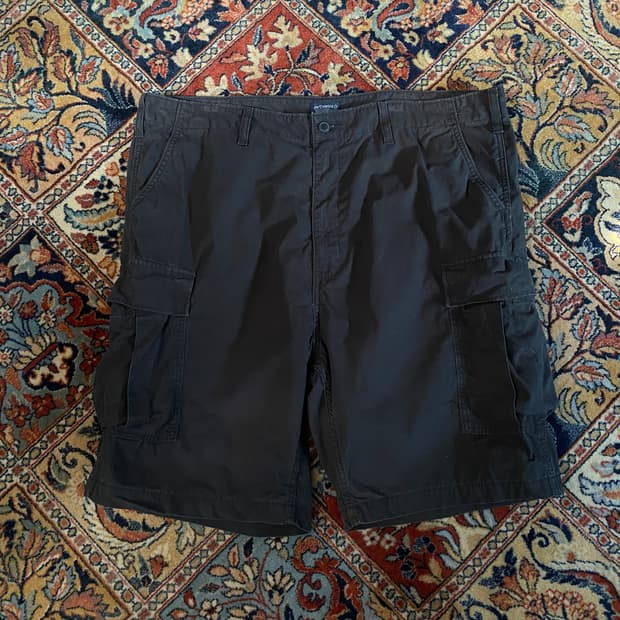🌊Levis cargo shorts black 42”
