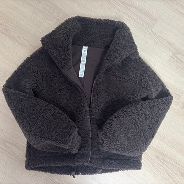 룰루레몬 뽀글이 역시즌 급처