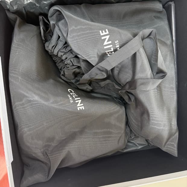 셀린느(Celine) 팀버랜드 스웨이드 워커 부츠 40사이즈