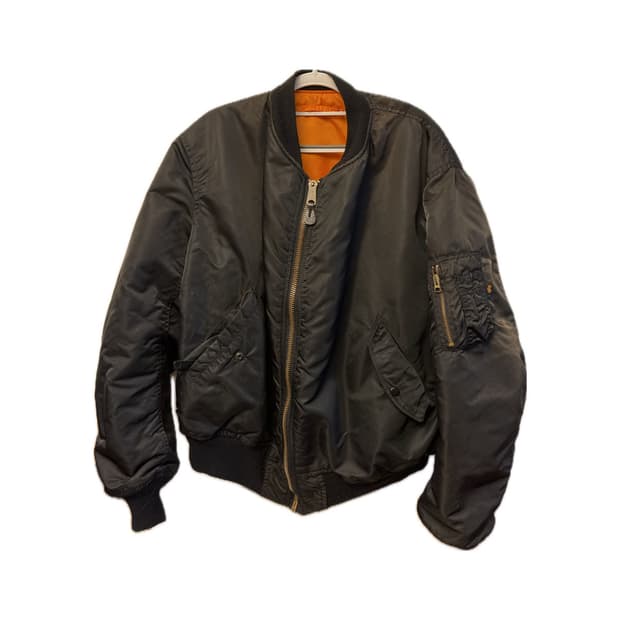 ALPHA INDUSTRIES MA-1 Bomber Jacket
