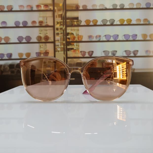 안나수이 선글라스