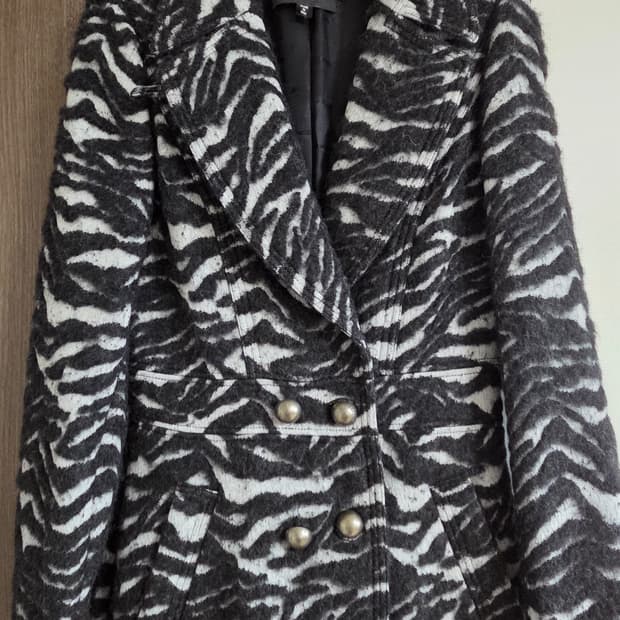 Just Cavalli 얼룩말무늬 롱코트 42(66)