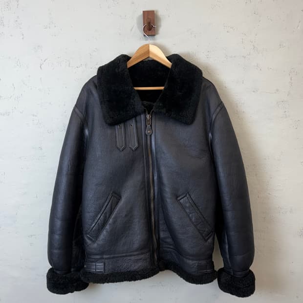 B-3 오리지날 플라이트 무스탕 자켓 블랙