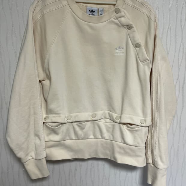 아디다스 핑크베이지 맨투맨