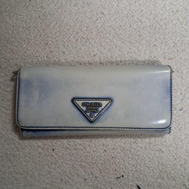 프라다 장지갑