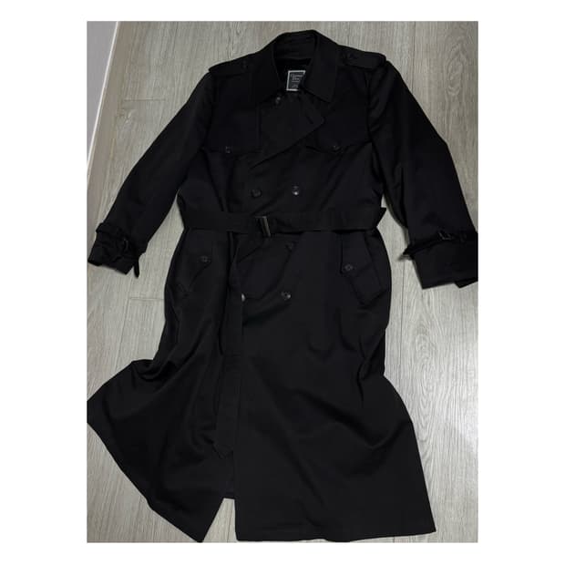 크리스찬 디올 트렌치코트