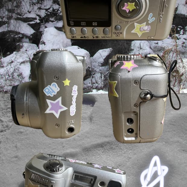 Nikon Coolpix 885 (Y2K 디카 감성)