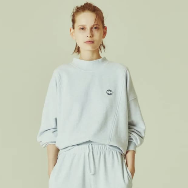 노앙(NOHANT) 로고패치 크루넥 스웻셔츠 프리사이즈 새상품