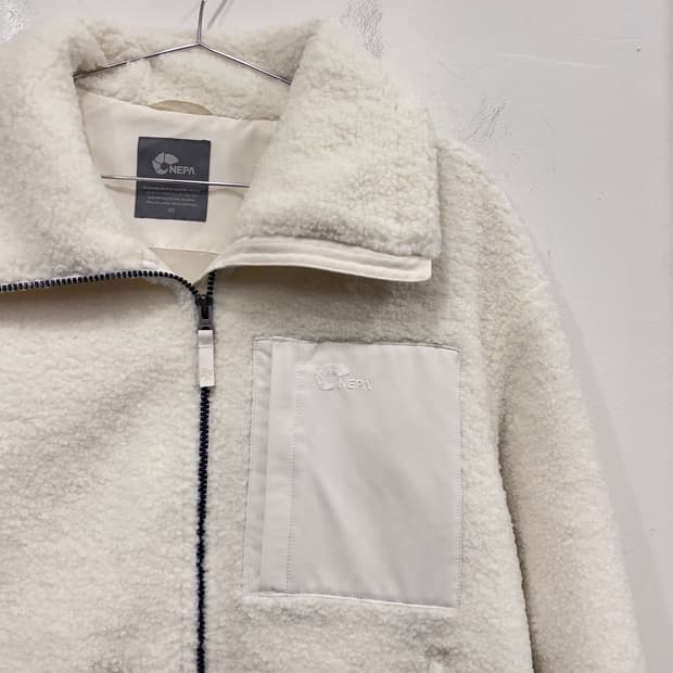 네파 하이넥 체스트포켓 양털 뽀글이 플리스