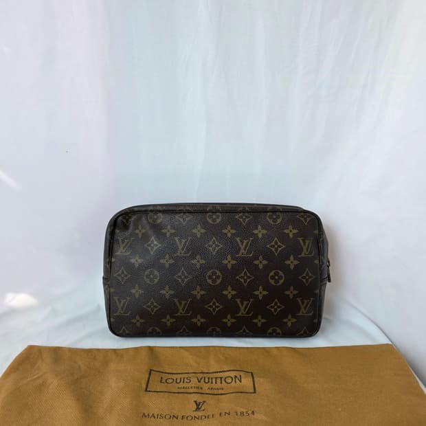 [정품 LOUIS VUITTON] 루이비통 뚜왈렛 모노그램 클러치백