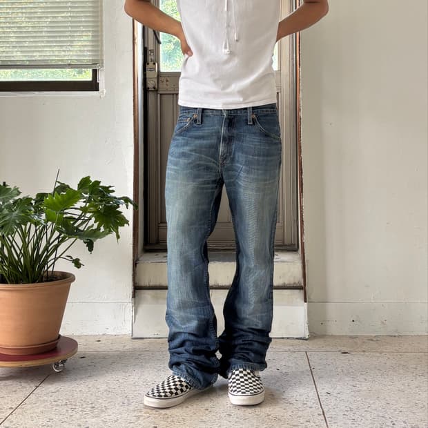 Levi’s 507 부츠컷 데님 팬츠