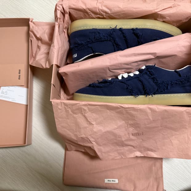 미우미우 데님 스니커즈 37.5사이즈 풀박