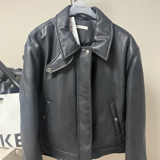 문선 가죽자켓
