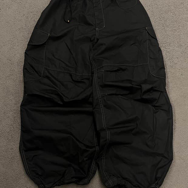 기준 유틸리티 와이드 나일론 팬츠 처분 