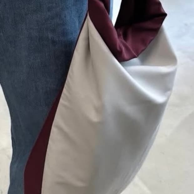 Les 미발매 파우치