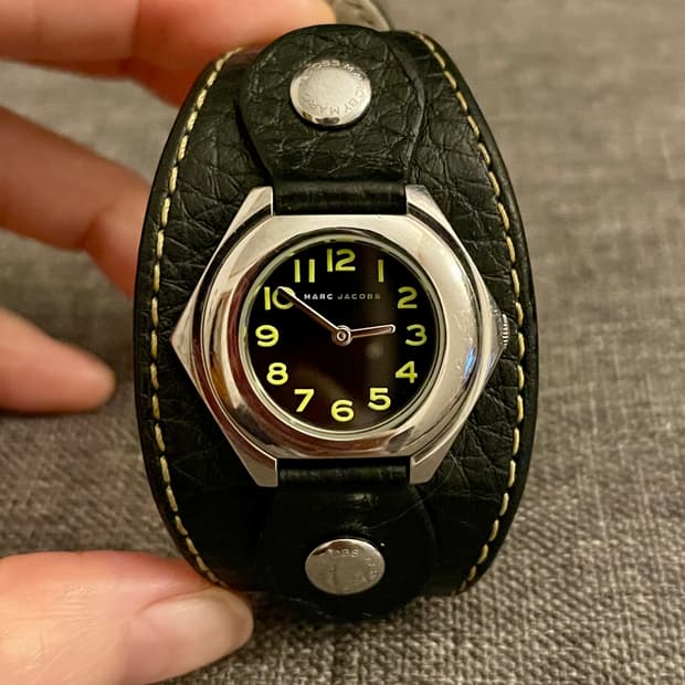 Marc by Marc Jacobs 마크제이콥스 빈티지 분트 가죽 시계