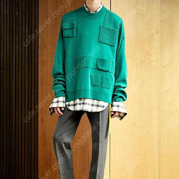 솔리드옴므 멀티 포켓 오버 사이즈 니트