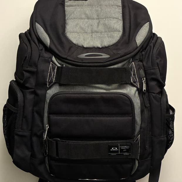 Oakley 오클리 엔듀로2.0 30L 백팩 가방 블랙