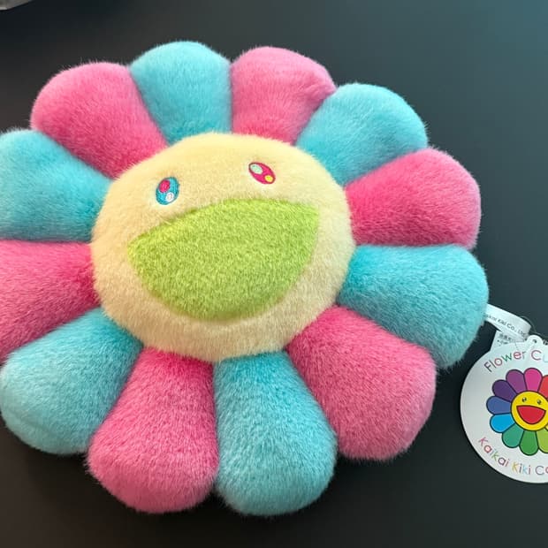 카이카이키키 플라워 쿠션 30cm 26년 3월 신상