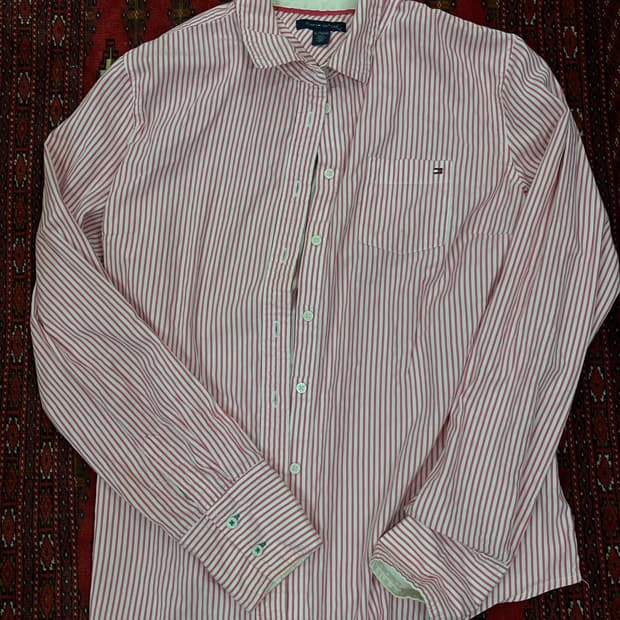 미국에서 구매한 톰 포드(Tom Ford) 정품 빈티지 셔츠입니다.