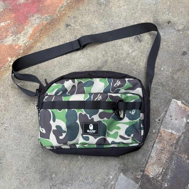 Bape 베이프 카모 크로스백 가방
