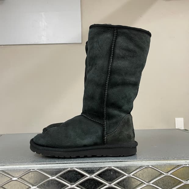 어그 클래식 톨 부츠 215