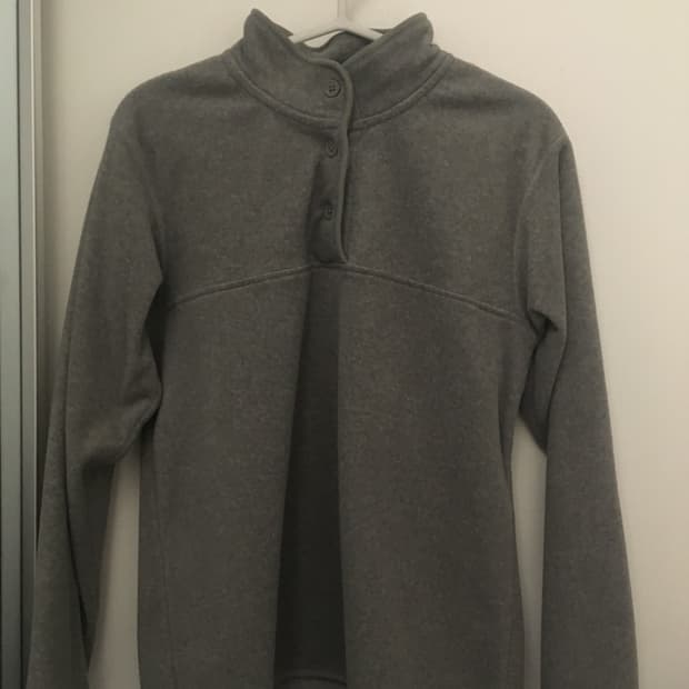 무인양품 하이넥 버튼 스웻셔츠