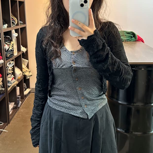 블랙 플리츠 크롭 볼레로 가디건