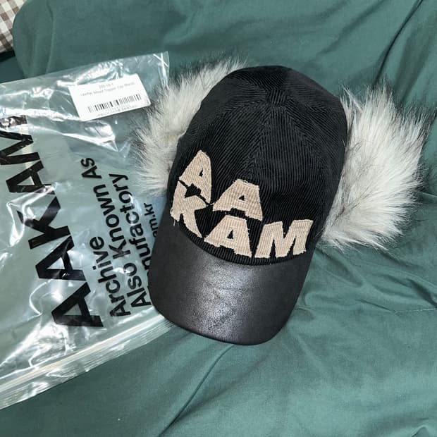 아캄 Leather Mixed Trapper Cap (Black) 모자