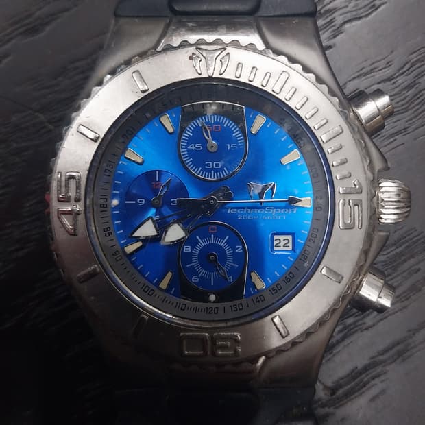 테크노마린 크로노그래프 우레탄 다이버워치