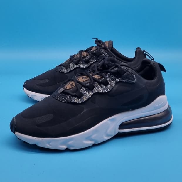 o 나이키 에어맥스270 리액트 운동화 245