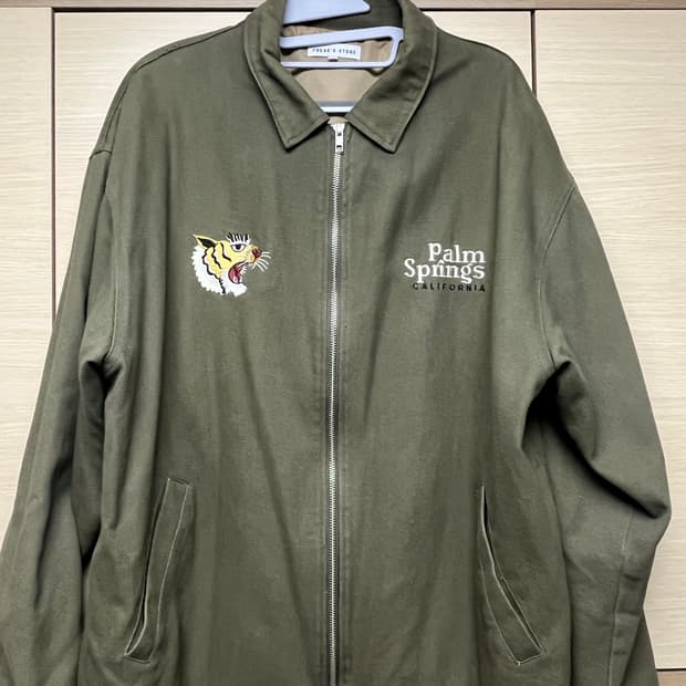 프릭스 스토어 봄버 자켓