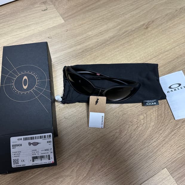 오클리 아이자켓 리덕스 매트블랙 00943801 새상품