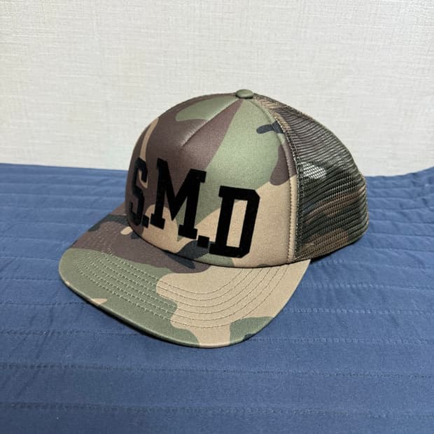 새상품)슈프림 smd 카모 메쉬캡