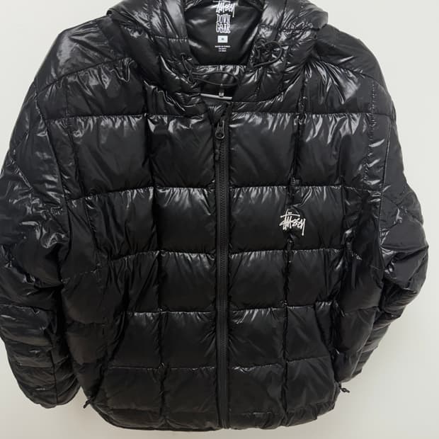 스투시 경량패딩