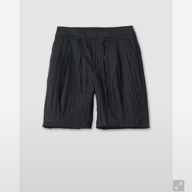 쿠어 플리츠 스트링 쇼츠 S사이즈
