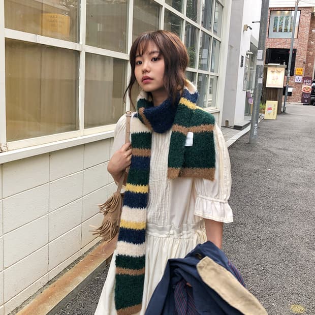 프롬비기닝 배색 니트 머플러 그린